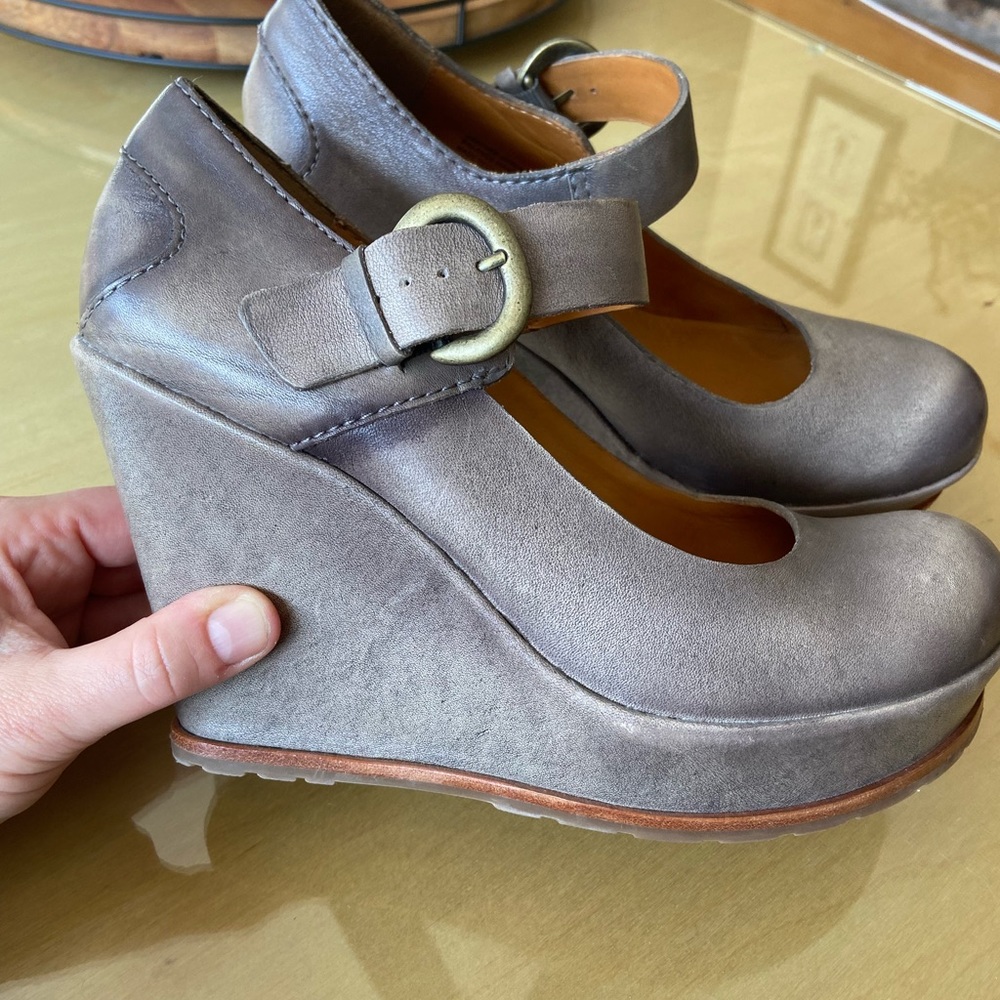 CorkEase platforms size 9